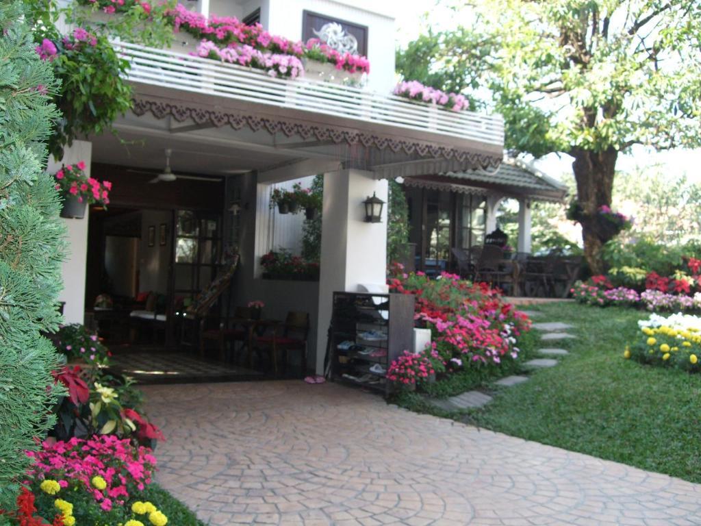 拉查曼卡花屋酒店 清邁 外观 照片
